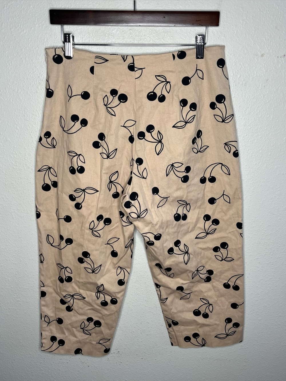 Vintage Tan & Black Cherry Printed Stretch Capri Pant Y2K Summer - Picture 2 of 6